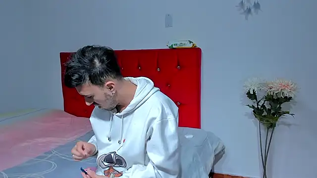 big-dicktop23 online show from February 24, 11:41 pm