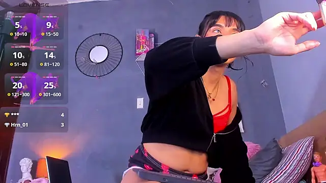 tiffbeatiful online show from March 15, 9:30 am