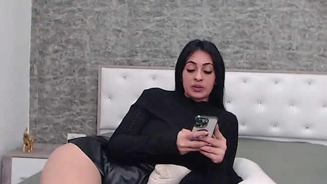 Snapshot of Aimeclark chatting on December 24, 7:17 am Aimeclark online show from December 24, 7:17 am