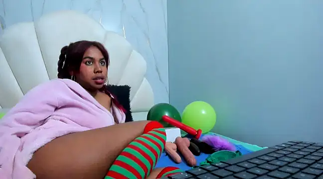 Lizzie Williams  online show from March 18, 7:08 am