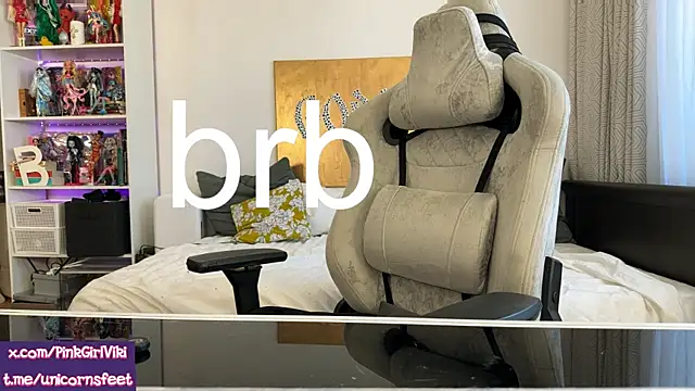 Snapshot of unicornsfeet chatting on September 23, 10:07 am unicornsfeet online show from September 23, 10:07 am