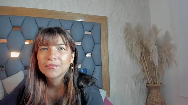 Snapshot of yayi_derek chatting on October 14, 11:33 am yayi derek online show from October 14, 11:33 am