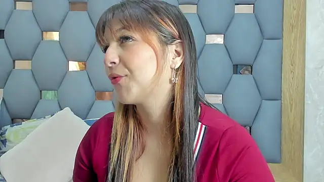 Snapshot of yayi_derek chatting on October 31, 10:05 am yayi derek online show from October 31, 10:05 am