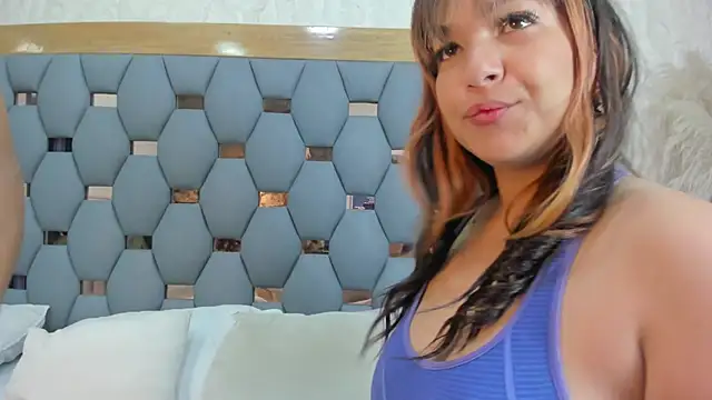 Snapshot of yayi_derek chatting on November 20, 11:54 am yayi derek online show from November 20, 11:54 am