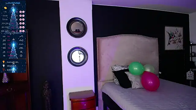 Snapshot of lia_huan chatting on December 27, 5:59 pm lia huan online show from December 27, 5:59 pm