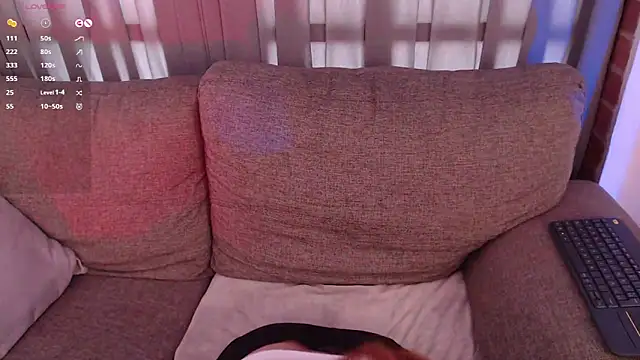 Snapshot of lia_huan chatting on March 22, 7:53 pm lia huan online show from March 22, 7:53 pm