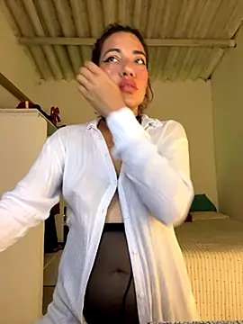 Snapshot of lia_huan chatting on September 17, 2:08 pm lia huan online show from September 17, 2:08 pm