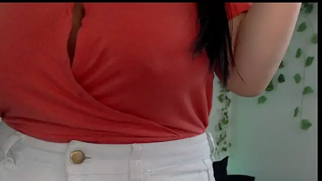 Donniia online show from March 3, 5:29 pm