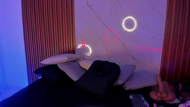 Snapshot of Emiilycollins chatting on November 27, 1:40 am Emiilycollins online show from November 27, 1:40 am