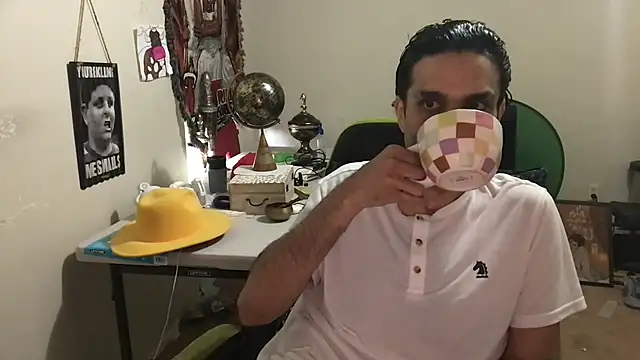 Snapshot of GForceSavage chatting on September 14, 10:09 pm GForceSavage online show from September 14, 10:09 pm