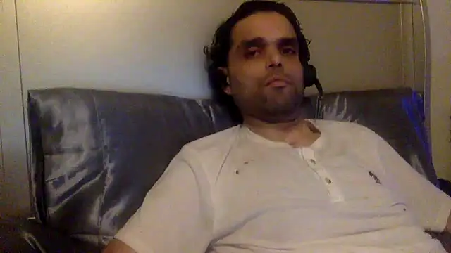 Snapshot of GForceSavage chatting on October 24, 3:58 am GForceSavage online show from October 24, 3:58 am