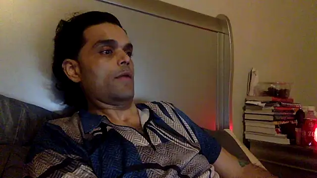 Snapshot of GForceSavage chatting on November 2, 9:00 am GForceSavage online show from November 2, 9:00 am