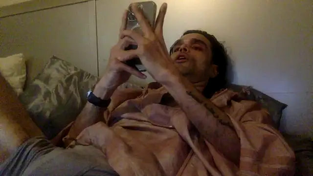 Snapshot of GForceSavage chatting on November 3, 9:16 pm GForceSavage online show from November 3, 9:16 pm