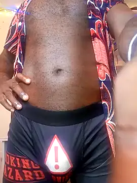 Snapshot of Moteroxz chatting on December 6, 1:51 am Moteroxz online show from December 6, 1:51 am