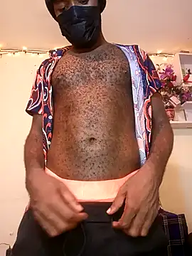 Snapshot of Moteroxz chatting on December 28, 3:37 am Moteroxz online show from December 28, 3:37 am