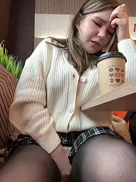 PumaShyXD online show from February 1, 10:05 am