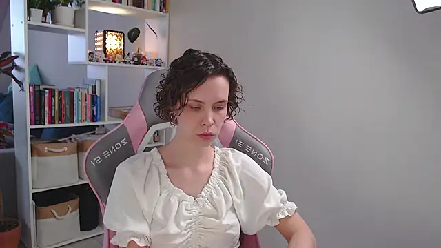 milly ross online show from January 25, 6:45 am