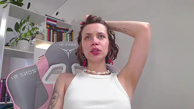 milly ross online show from February 16, 10:43 am