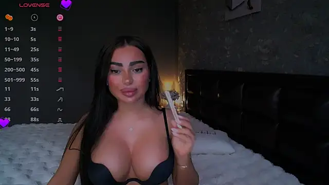 babyleilaa online show from March 22, 8:59 pm