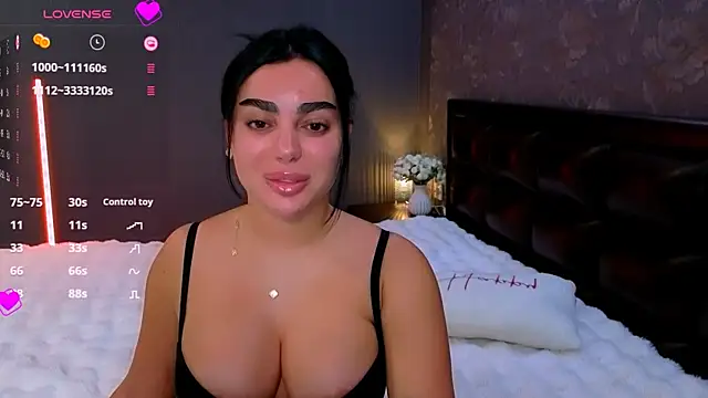 babyleilaa online show from September 29, 11:26 am