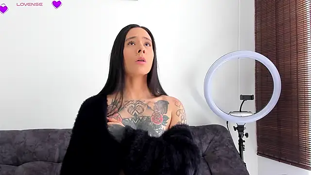 VeronicaTonu online show from September 18, 2:52 pm