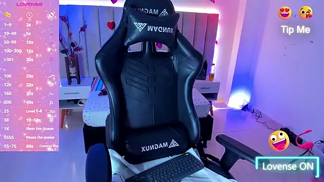 LiaaGenner online show from February 27, 7:26 pm