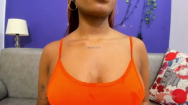 ShantalGomes online show from February 18, 11:19 pm