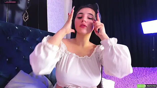 JennyFerguson online show from March 22, 1:00 am