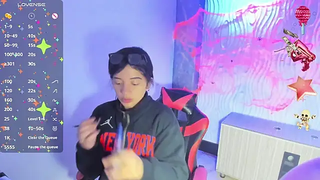 angelie 3 online show from October 29, 7:32 am