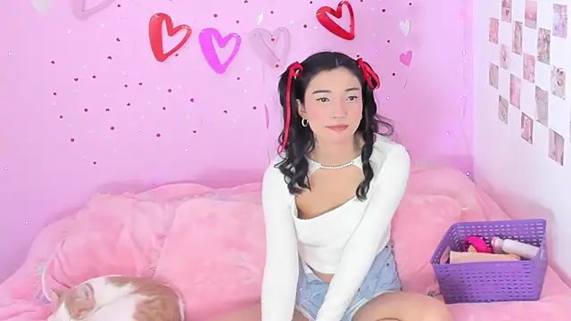 Snapshot of MIDORI_BACK_01 chatting on February 14, 9:32 pm MIDORI BACK 01 online show from February 14, 9:32 pm