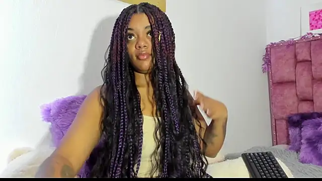 ladyrd1 online show from September 26, 1:37 pm