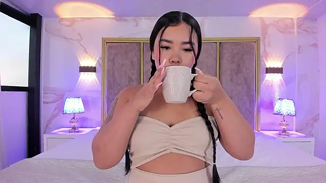 MarianaGarciaa   online show from September 16, 11:44 am