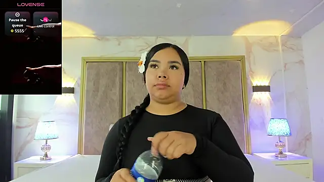 MarianaGarciaa   online show from November 11, 7:36 pm