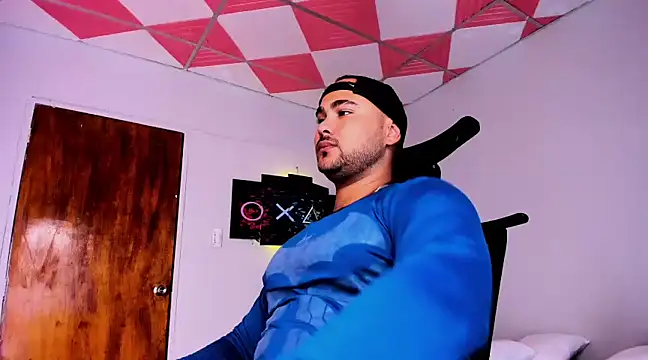 Sebas-hott online show from January 24, 3:00 am