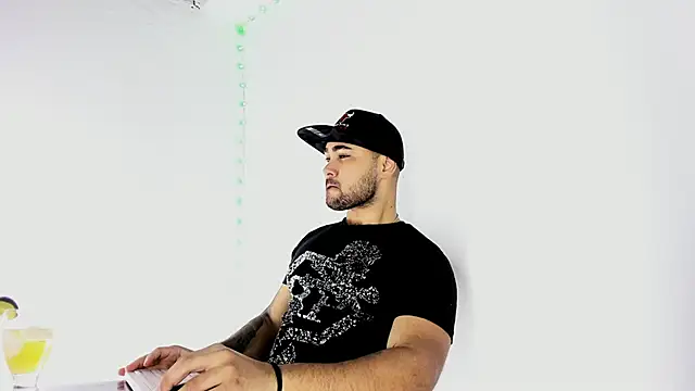 Sebas-hott online show from September 14, 10:42 pm