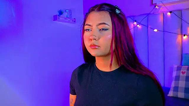 alaia-rogers online show from November 13, 11:42 am