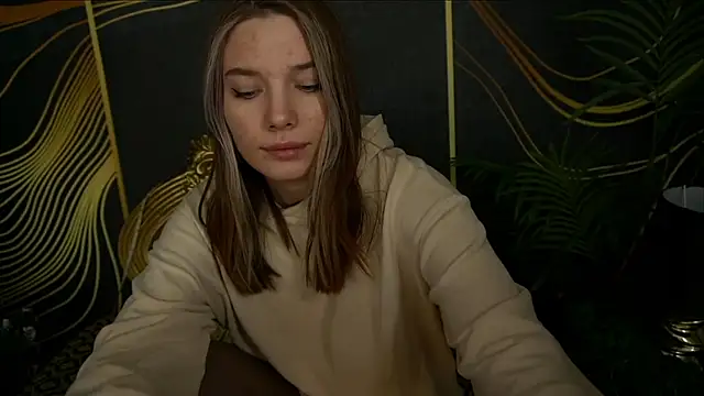 IceDanielles online show from January 26, 11:06 am