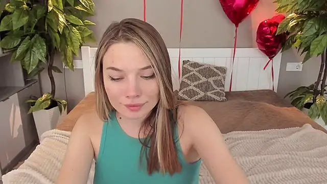 IceDanielles online show from March 1, 6:32 pm