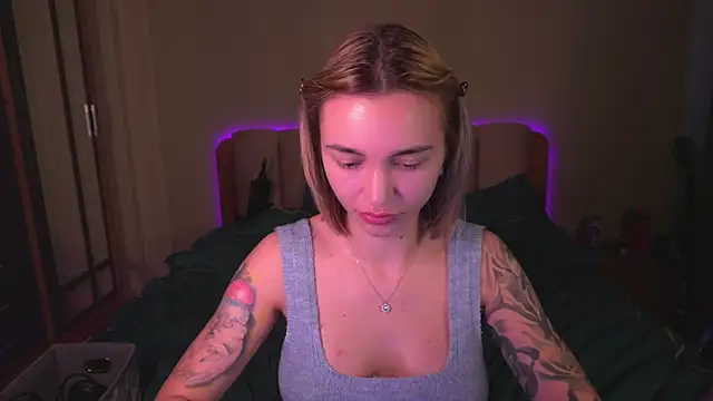 Snapshot of Teo_Rose chatting on March 13, 9:21 am Teo Rose online show from March 13, 9:21 am