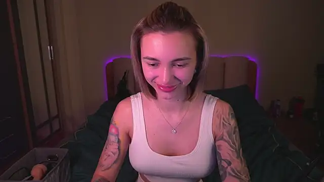 Snapshot of Teo_Rose chatting on March 14, 9:14 am Teo Rose online show from March 14, 9:14 am