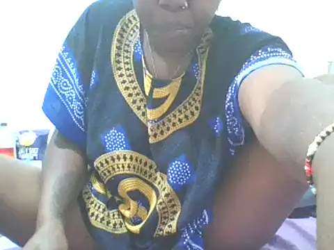 Snapshot of sweet_bigclit chatting on March 7, 4:00 pm sweet bigclit online show from March 7, 4:00 pm