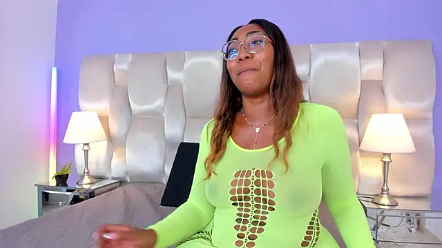 Snapshot of dirtyvictoria chatting on September 28, 12:27 am dirtyvictoria online show from September 28, 12:27 am