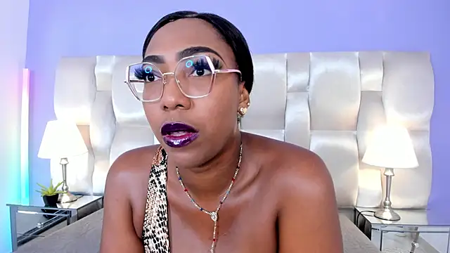 Snapshot of dirtyvictoria chatting on October 16, 12:17 pm dirtyvictoria online show from October 16, 12:17 pm