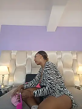 Snapshot of dirtyvictoria chatting on November 28, 12:19 pm dirtyvictoria online show from November 28, 12:19 pm