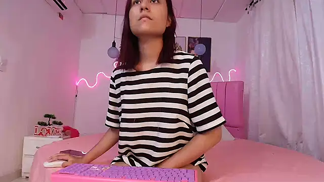 Azul horney online show from September 13, 11:04 pm