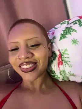 Charlotee  online show from January 21, 6:33 am