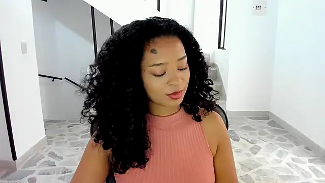 avellanatammy online show from January 24, 11:48 am