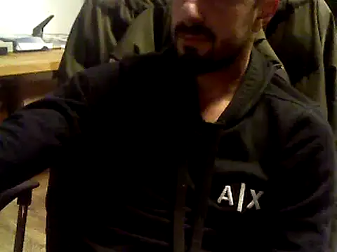 Snapshot of giorgakaci69 chatting on February 24, 7:52 pm giorgakaci69 online show from February 24, 7:52 pm