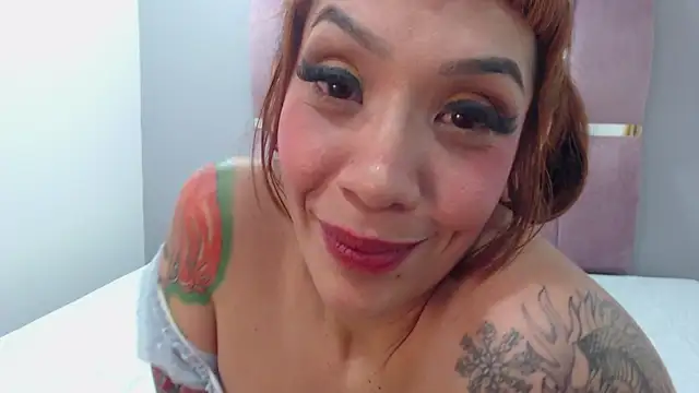 EmiliaKurt online show from March 12, 9:24 pm