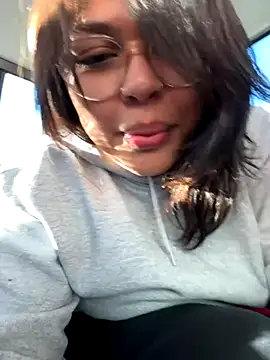 miacanela xo online show from October 21, 9:26 pm